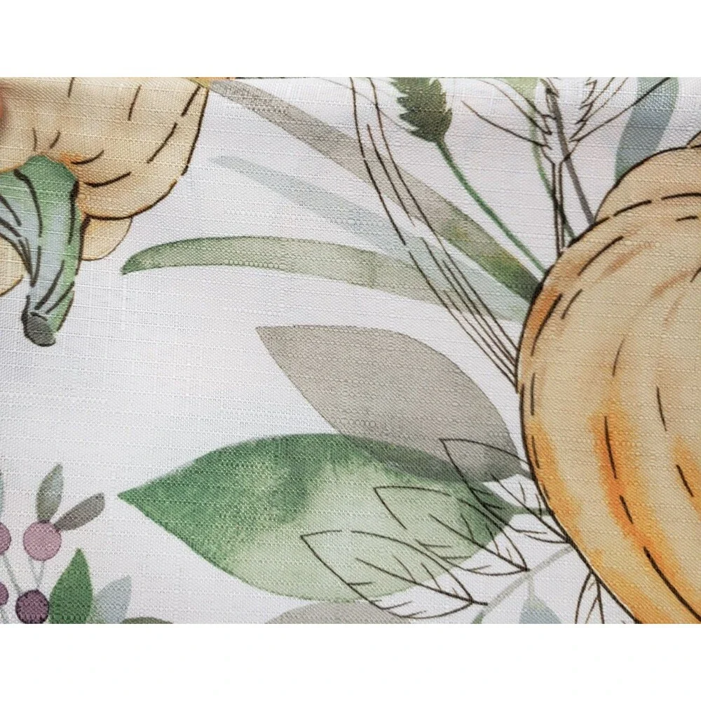 1 Printed Fabric Tablecloth, 60